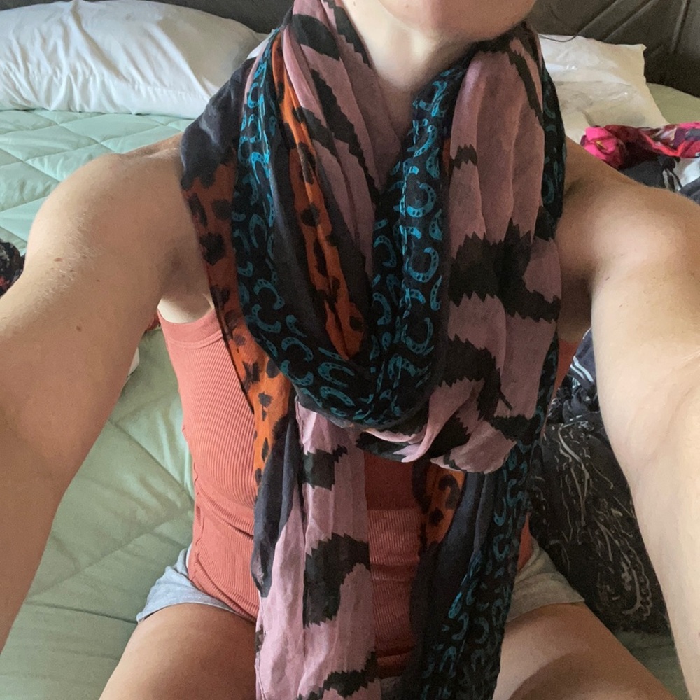 Mixed fashion scarf